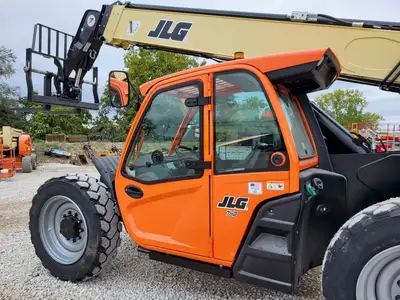 New | in-Stock 2023 JLG 742 Telehandlers New York US | United Lift #1446481