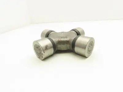Spicer 5-155X Greaseable Driveshaft U-Joint 1-1/8" Bearing Cap Diameter Lot of 2