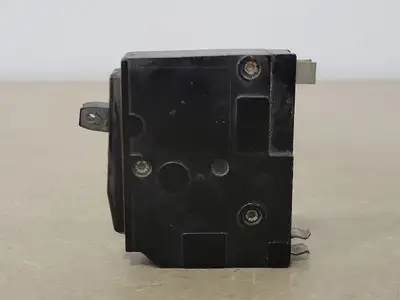 USED SQUARE D QO115