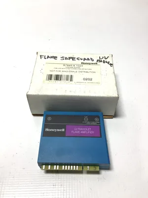 Honeywell R7849 A 1023 Ultraviolet Flame Amplifier
