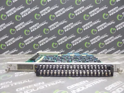 Siemens Simatic 505-4532 1/2A  DC Output Module PWB 2586402-0001 Rev.E Used