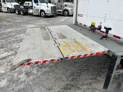 Used 2024 ISUZU NPR HD Box trucks Florida US | Truck and Van Outlet #1509183