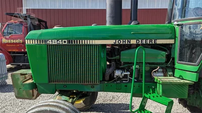 USED 1981 JOHN DEERE 4840