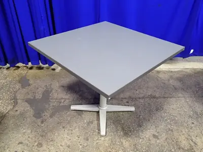 Used _UNKNOWN_ _UNKNOWN_ Preparation Tables Ohio US | HGR 24 #740594
