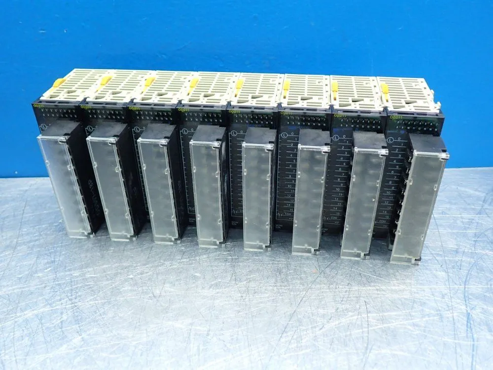 Used OMRON CJ1WOD211 Input / Output Modules | HGR 24 #733546