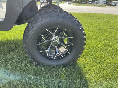 USED 2017 CLUB CAR PRESIDENT