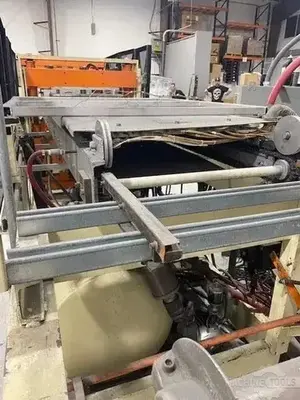 USED 1998 BROWN 2525