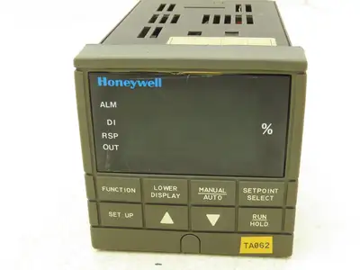 Honeywell UDC3000 Digital Temperature Controller DC300K-0-000-10-0000-0