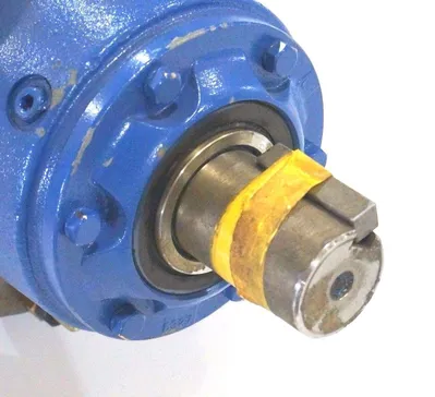 NEW SM-CYCLO CHFS-6135DCY SPEED REDUCER RATIO: 102, 2.47HP, 1750RPM, CHFS6135DCY