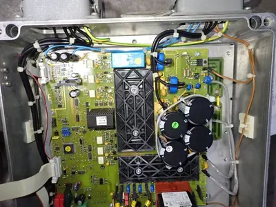 USED LJU ST693S