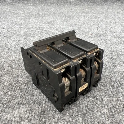 Used ITE Siemens BQ3B015 Misc Electrical & Power Parts California US | Davliegogo LLC #1710073