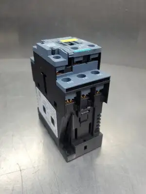 SIEMENS 3RT2024-1KB40 SIRIUS CONTACTOR. 4C-48