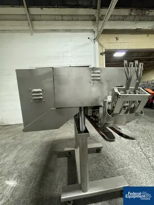 USED CVC CVC Inline Capper, Model CVC 1205