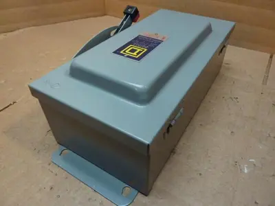 USED SQUARE D H222AWK