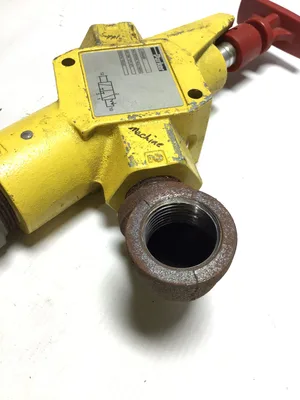 Parker LV8NAB Pneumatic Lockout Valve with Silencer Max Pressure 300PSI 2068kPa