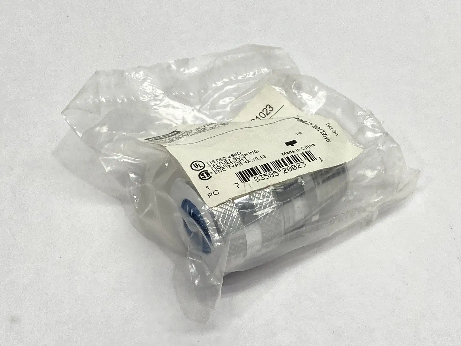 SHC1023 | Hubbell  Cord Connector 1/2" NPT 0.38"-0.50" - New