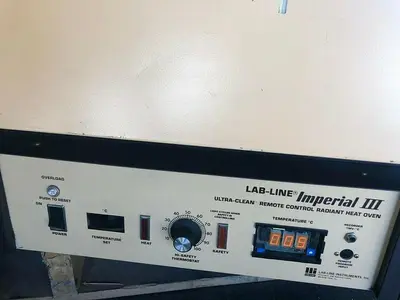 LAB-LINE IMPERIAL III ULTRA-CLEAN REMOTE CONTROL RADIANT HEAT OVEN 3450M