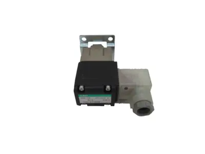 NEW CKD FAB41-8-5-12HSB PNEUMATIC VALVE FAB418512HSB