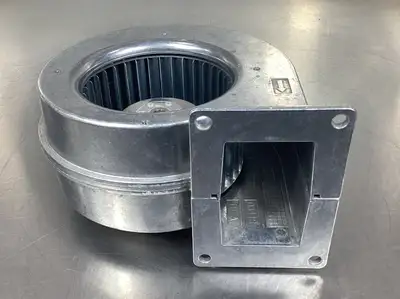 EBMPAPST G2E120-AR38-01 230VAC 83/110W 0.37/0.50A Centrifugal Fan 6E-20