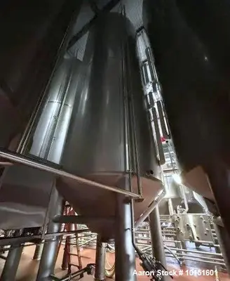 Mueller Stainless Steel Fermentation Tank 16,600 Gallon | Jacketed 400 BBL Vessel