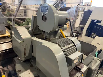 1982 BROWN & SHARPE 1440U Universal Cylindrical Grinders | GMT (18)