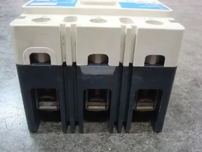 Westinghouse FDB3015L Industrial Circuit Breaker 15 Amps 600VAC Used