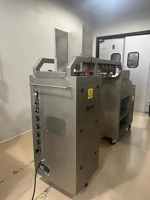 Hacos HML-240S Mold Loader