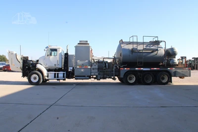 Used 2014 WESTERN STAR 4900 Tanker trucks Texas US | Roll Off Truck World #1492032