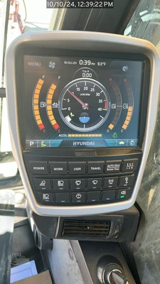 Used 2017 HYUNDAI HX330L Crawler Excavators North Carolina US | National Equipment Dealers #1436885