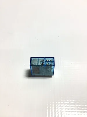 Finder 40.52S Miniature PCB/Plug-In Relay 8A (Lot of 9)