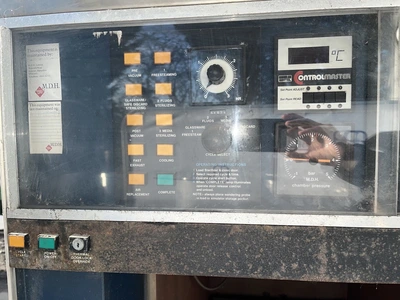 350 L Dent Hellier Lab Clave Sterilizer
