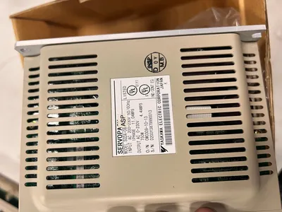 NEW YASKAWA SGDA-08ASP