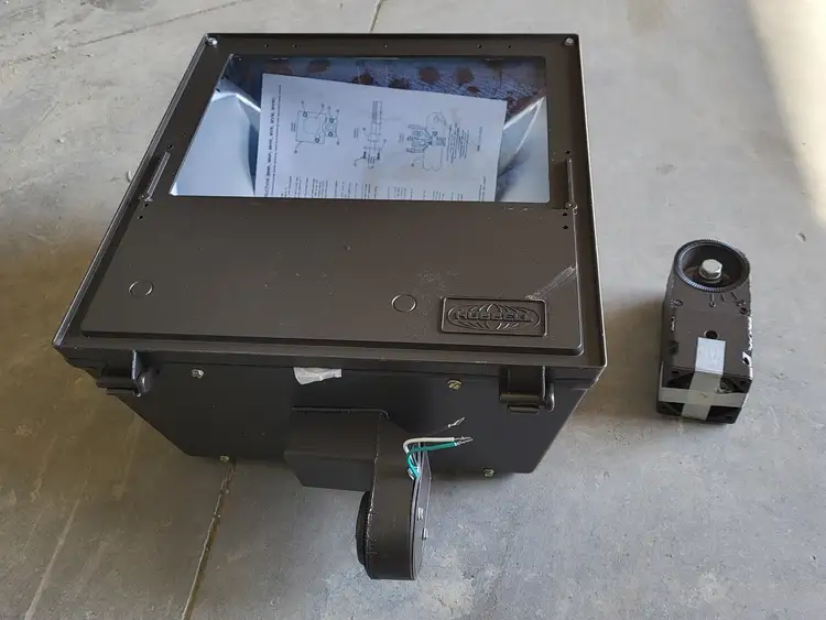 New | in-Stock HUBBELL MVK-0400S-266 Lighting British Columbia CA | Lenmark #249155