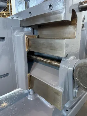 USED GOULD & EBERHARDT 24