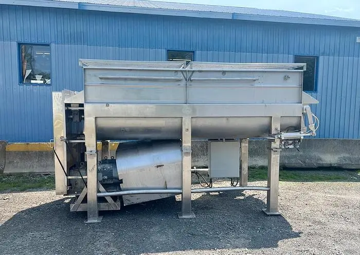 Used RIETZ _UNKNOWN_ Ribbon Blenders Quebec CA | Carter-Wilson Equipment Services #451027
