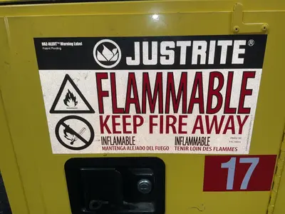Used JUSTRITE 890420 Cabinets Ohio US | HGR 24 #1460135