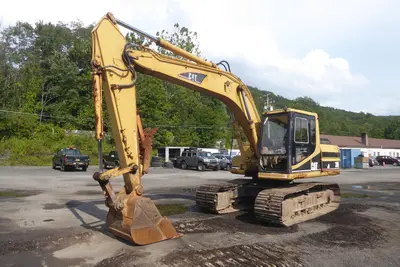 USED 2022 Caterpillar 315
