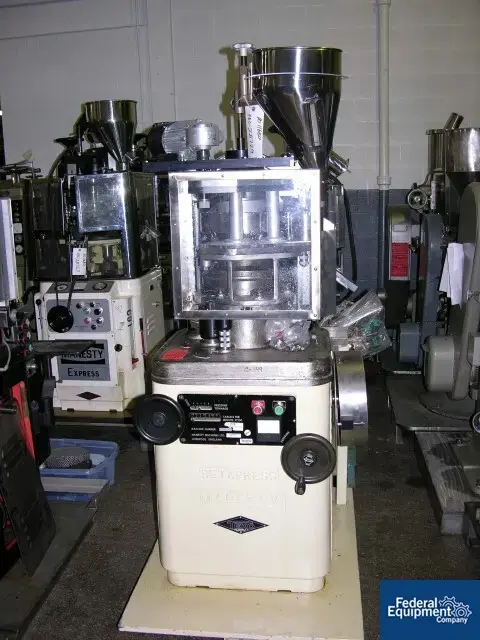 Used Manesty Manesty Betapress Tablet Press, 16 Station Tablet Presses Ohio US | Federal Equipment Company #125334