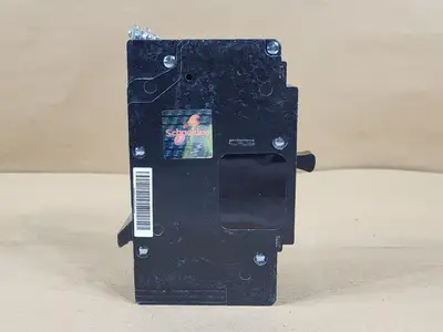 NEW SQUARE D EDB26100