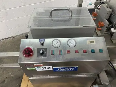 Urania PouchPro Pouch Handling System