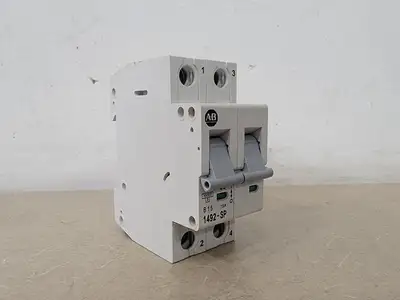 Used ALLEN-BRADLEY 1492-SP2B150 Switchgears British Columbia CA | Lenmark #238930