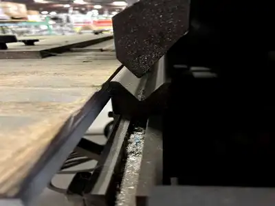 PNEUMATIC PRESS BRAKE