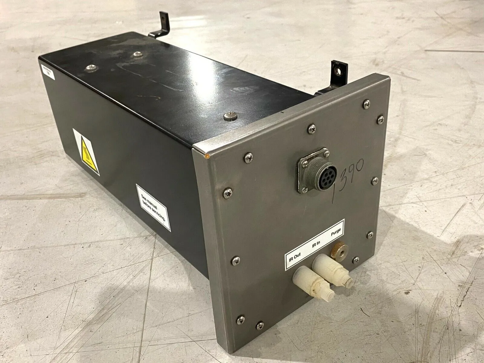 USED INFRARED INDUSTRIES OPTICAL BENCH