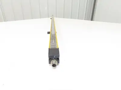 A-B 445L-R4S1200YD Guardshield Light Curtain Safe4 Receiver Parts Only 1200mm