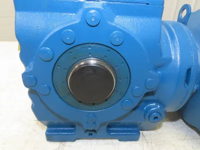 Sew Eurodrive SA47DRE90L6 Gearmotor 26rpm 44:1 1Hp 230/460V 3PH Hollow Shaft