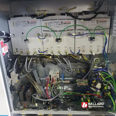 KUKA KR 180 R2900 Robot w/ KRC4 Controller