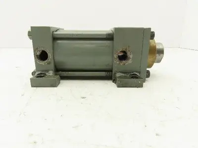 Lynair LH-2-1/2A04 Hydraulic Cylinder 2.5" Bore 2" Stroke 1500 PSI Foot Mount