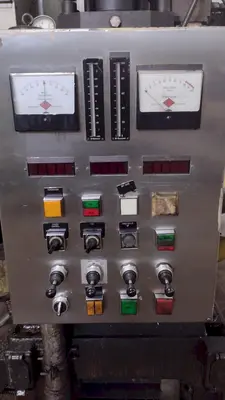 USED 1988 I2S INTEGRATED INDUSTRIAL SYSTEMS I2S