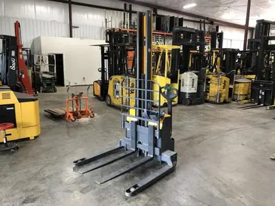 USED 2012 JUNGHEINRICH EMC