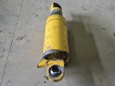 HD785-5LC Rear Suspension Assembly